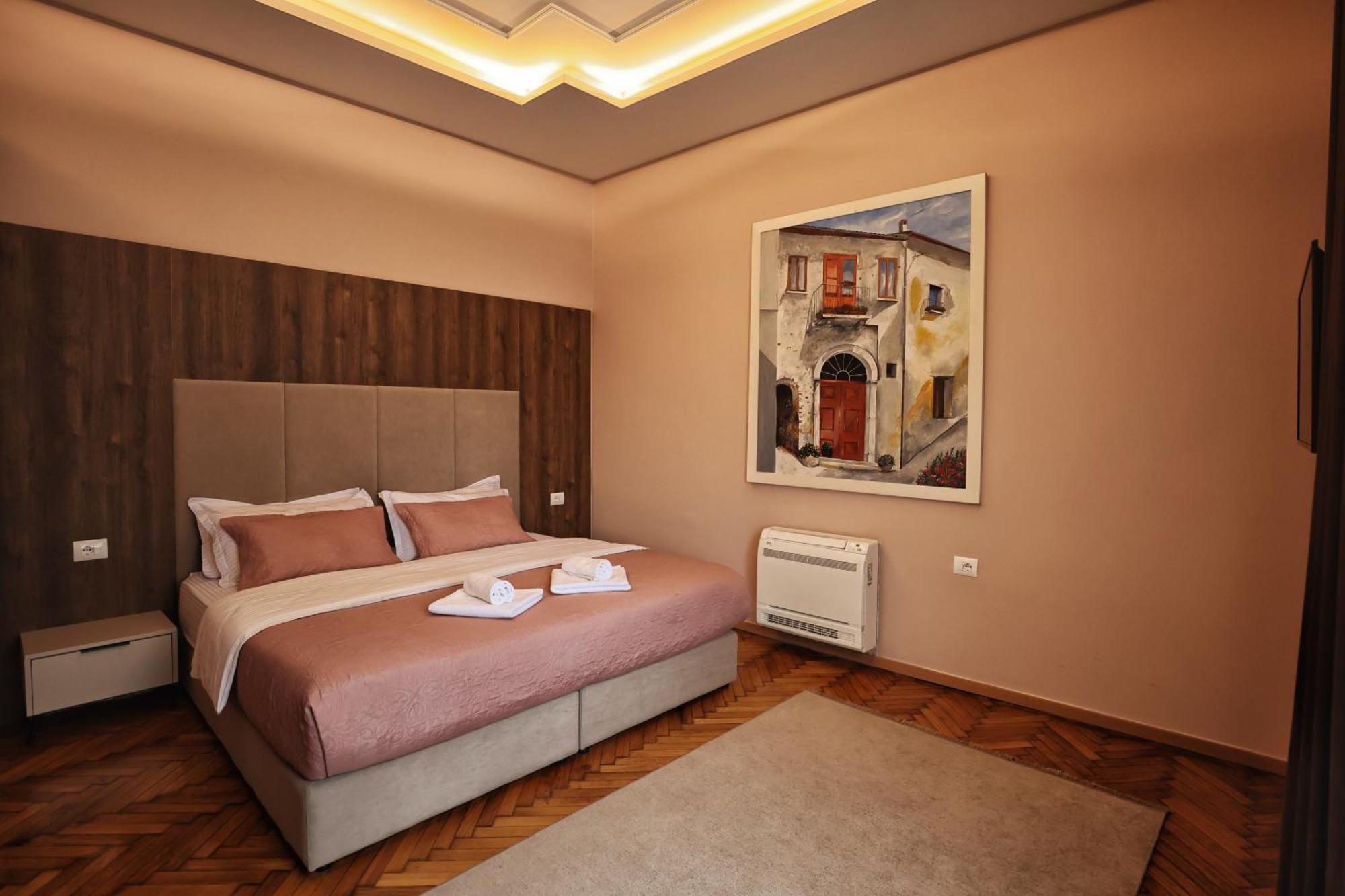 Vila Casablanca - Boutique Hotel&Restaurant Shkodër Extérieur photo