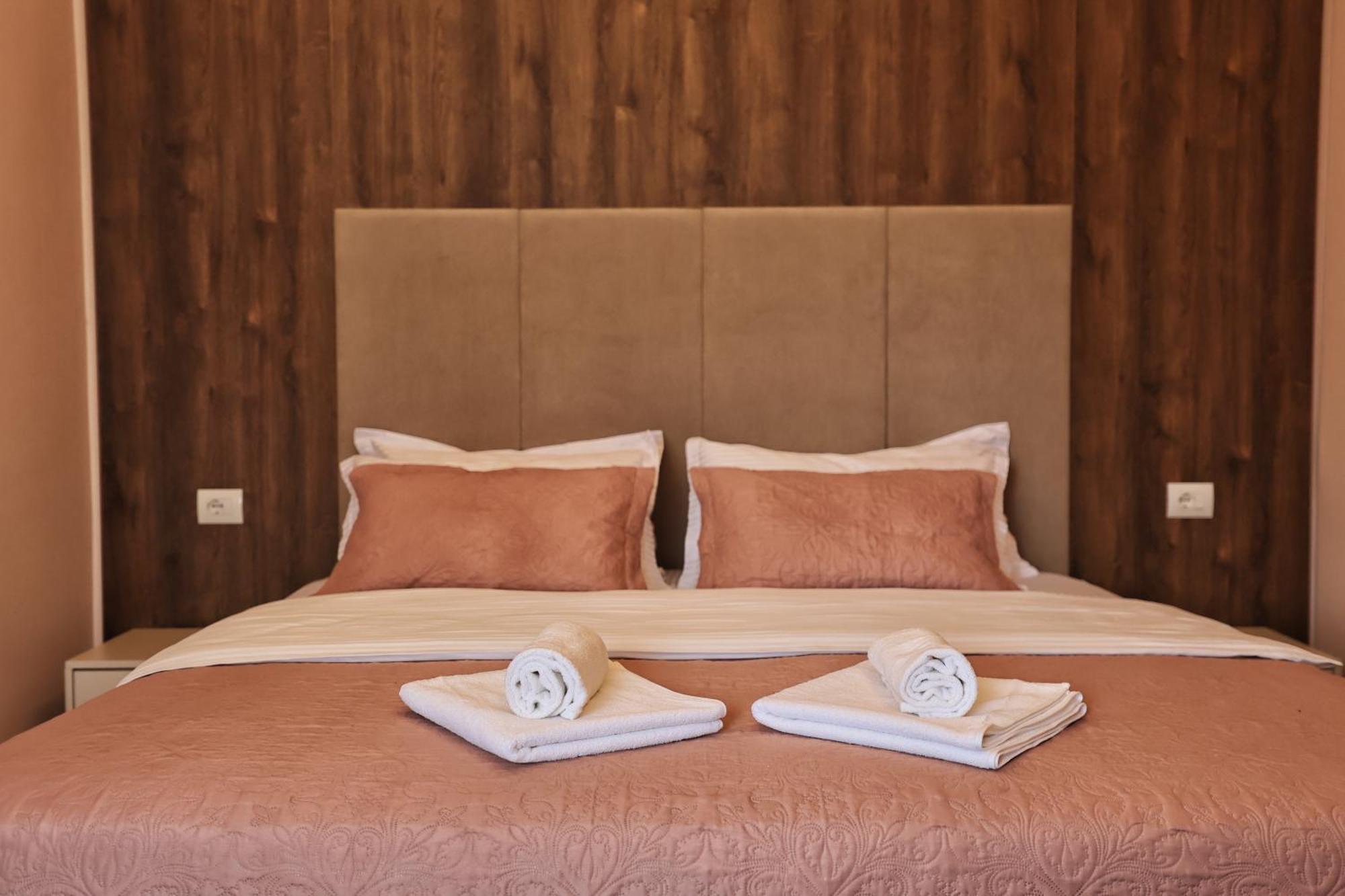 Vila Casablanca - Boutique Hotel&Restaurant Shkodër Extérieur photo