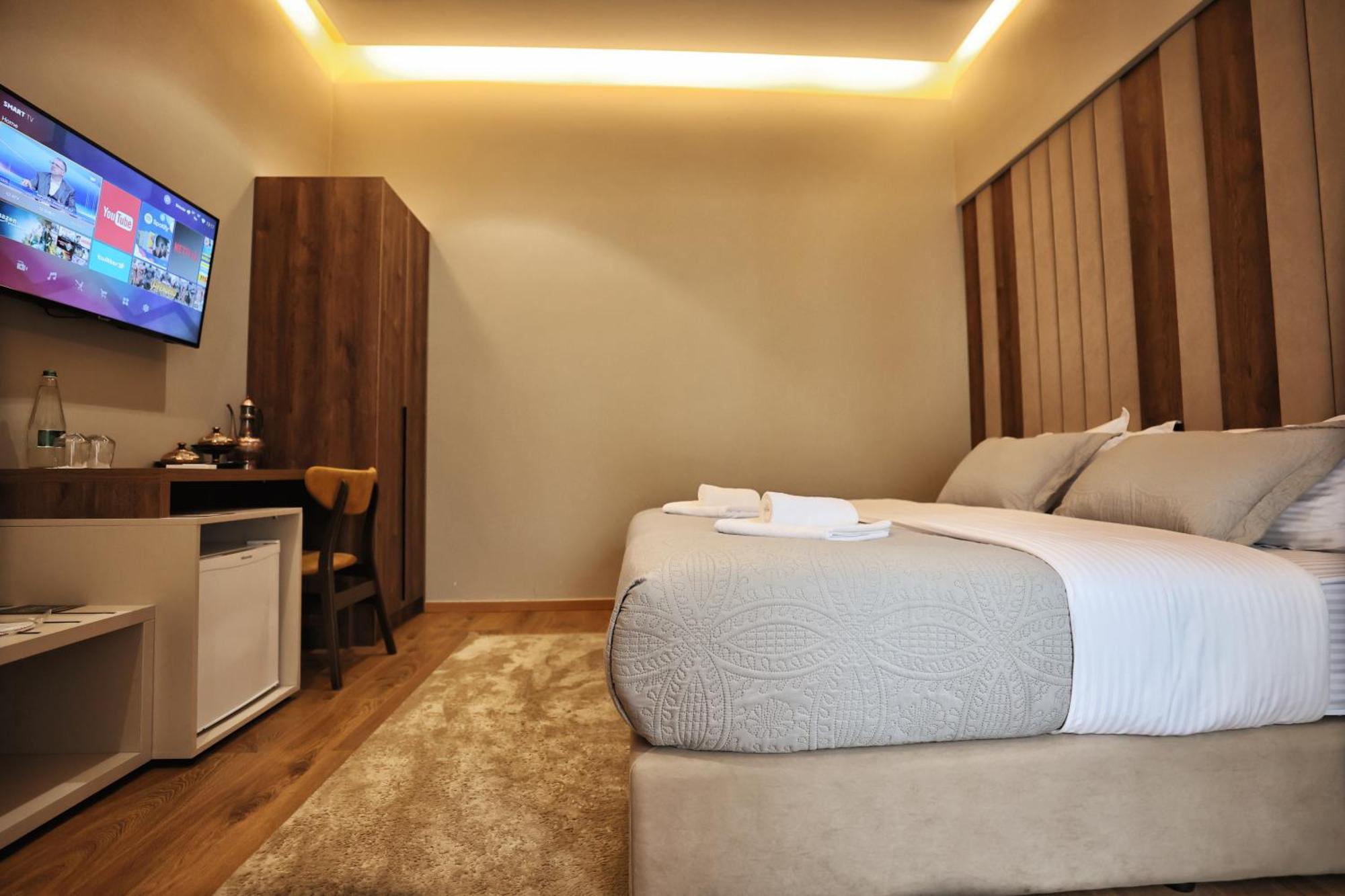 Vila Casablanca - Boutique Hotel&Restaurant Shkodër Extérieur photo