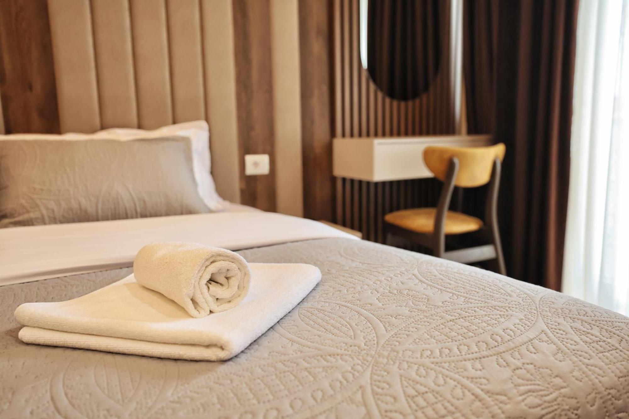 Vila Casablanca - Boutique Hotel&Restaurant Shkodër Extérieur photo