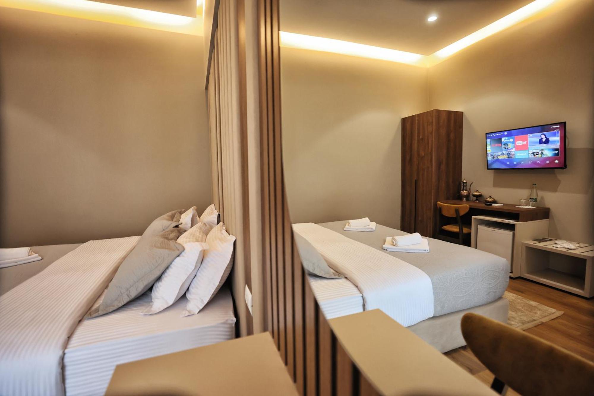 Vila Casablanca - Boutique Hotel&Restaurant Shkodër Extérieur photo